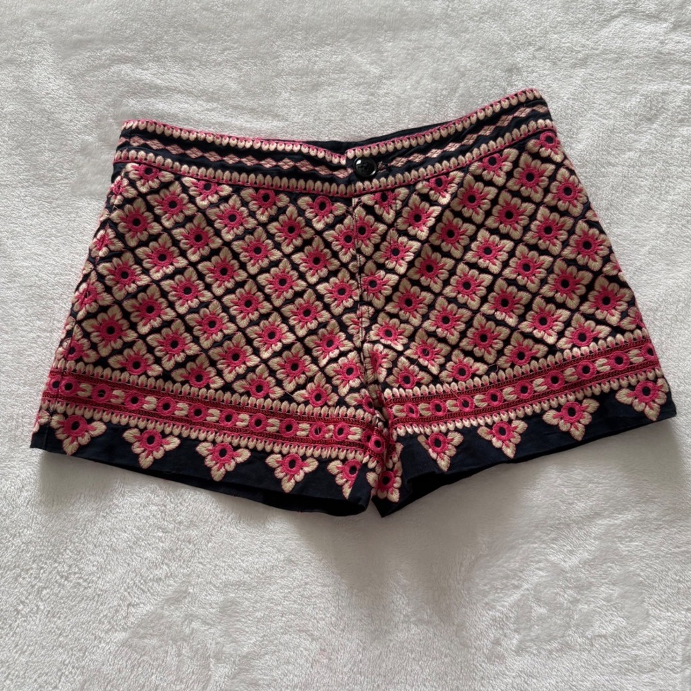 THML Women's Embroidered Boho Shorts Floral Pink‎ Black Size Small